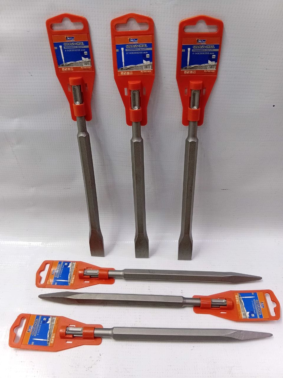 9138a823-049d-4158-9a72-410cd352492c SDS Plus Chisel 14*250mm - Image 1
