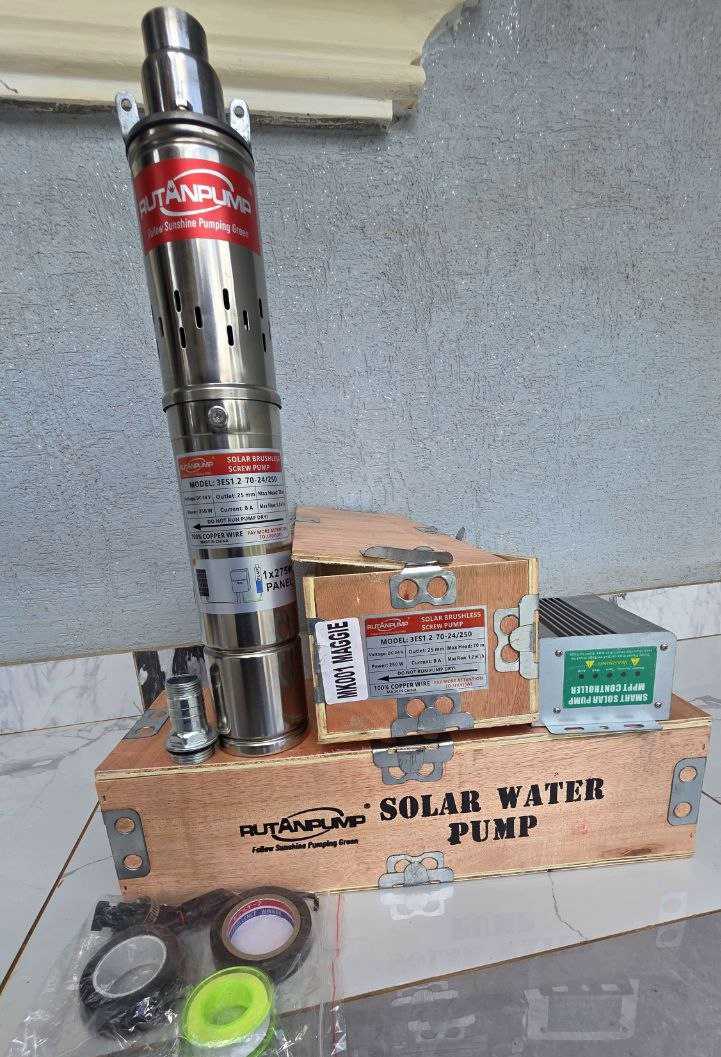 acf4a136-fbf7-4c38-826c-6e5420637600 Rutan solar pump 70m by 275watts Comes with inverter - Image 1