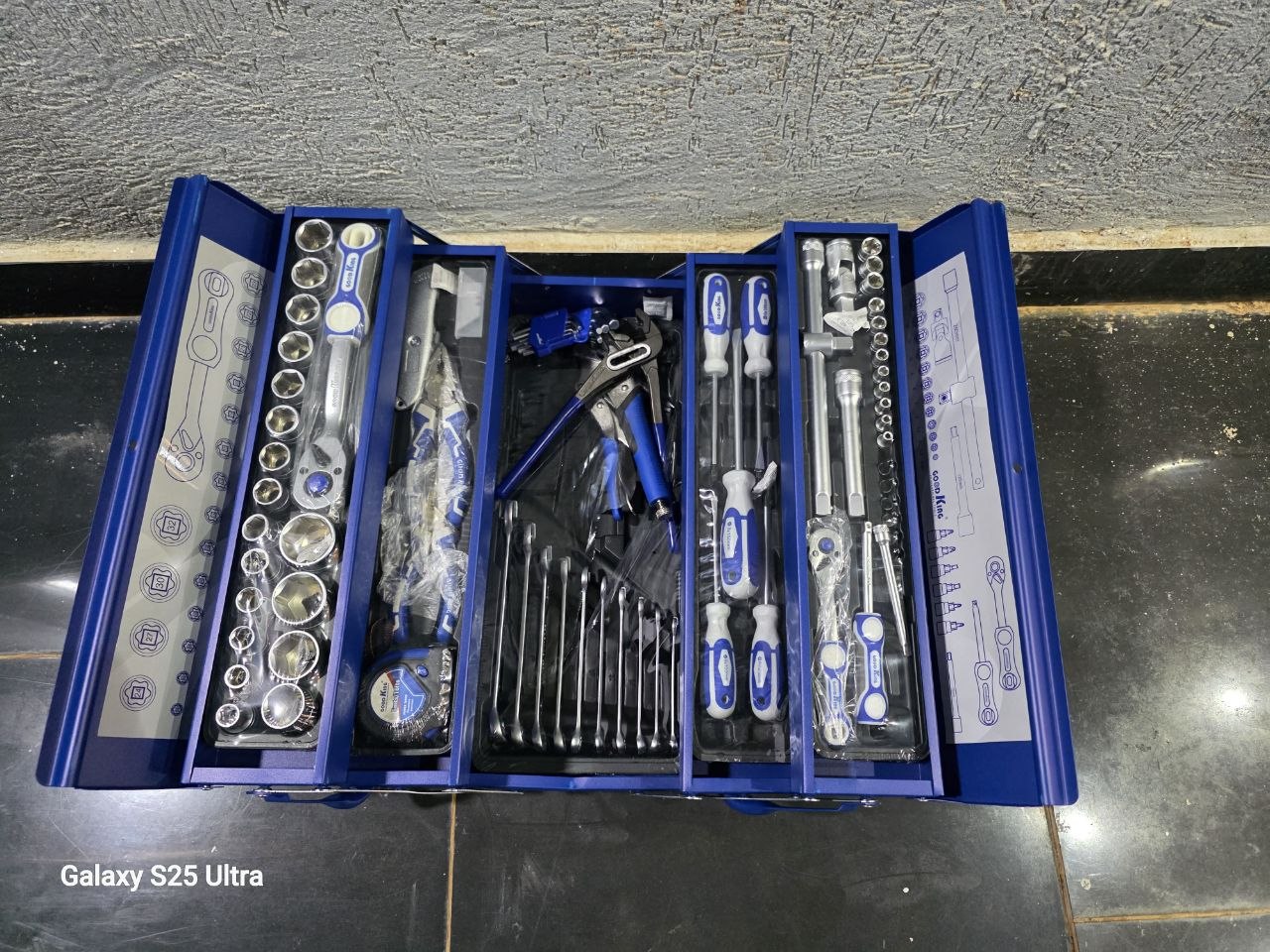 663240ce-34a3-44cc-8e69-fb5c1e7e13e0 Goodking 85-piece multifunctional tool set - Image 1