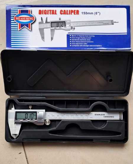 298866e8-55af-48e0-aa91-c02695c65319 150mm (6-inch) stainless steel digital vernier caliper - Image 1